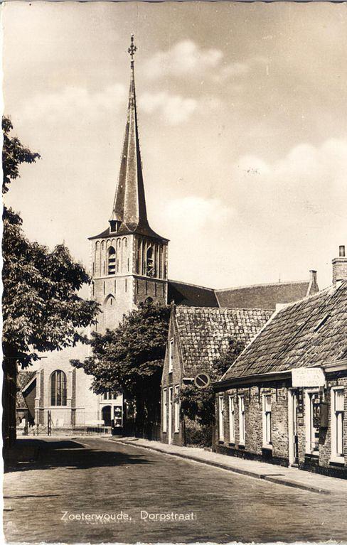 Kerkaanzicht Zoeterwoude